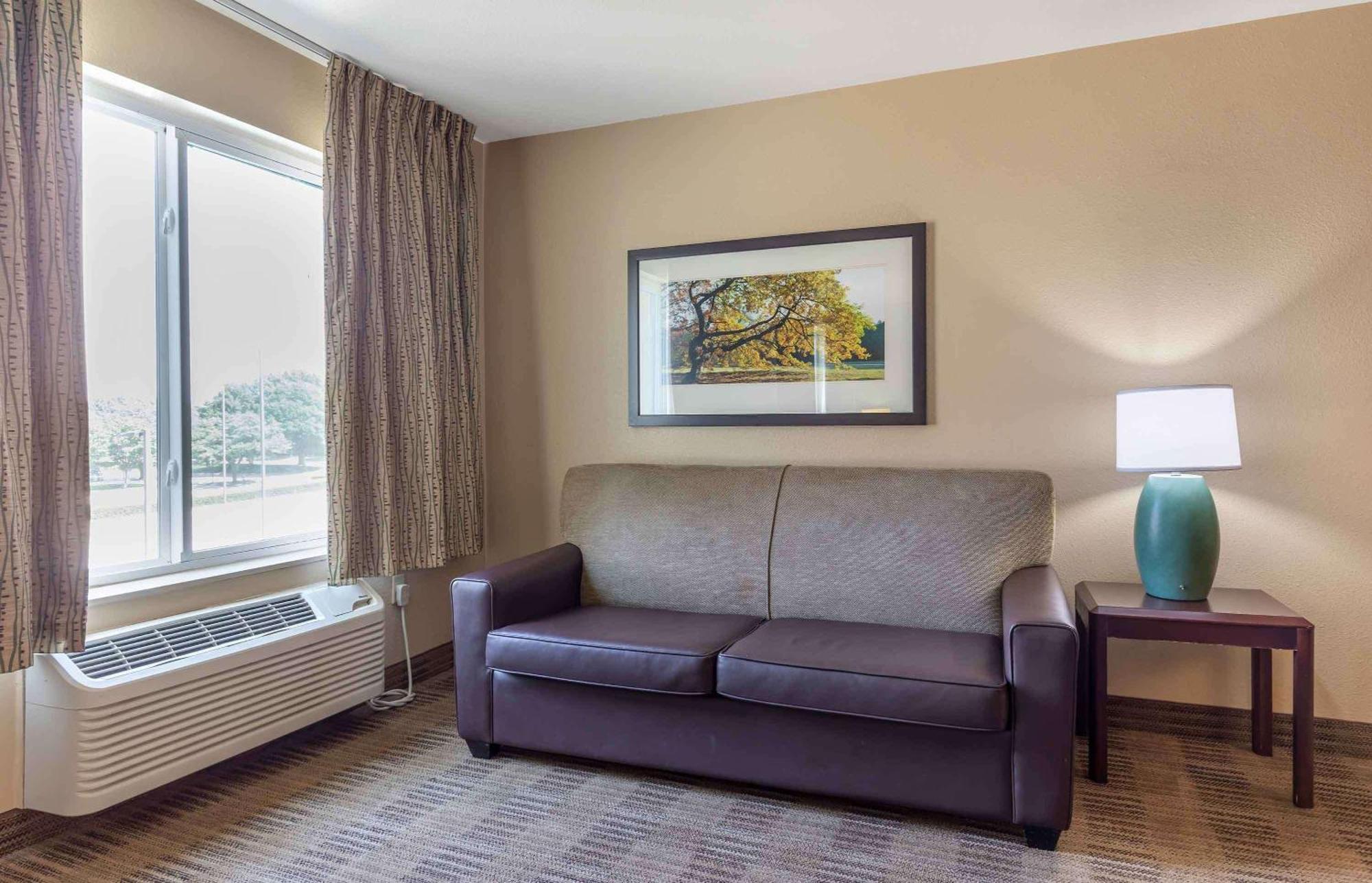 Extended Stay America Select Suites - Atlanta - Cumberland Mall Smyrna Exterior foto