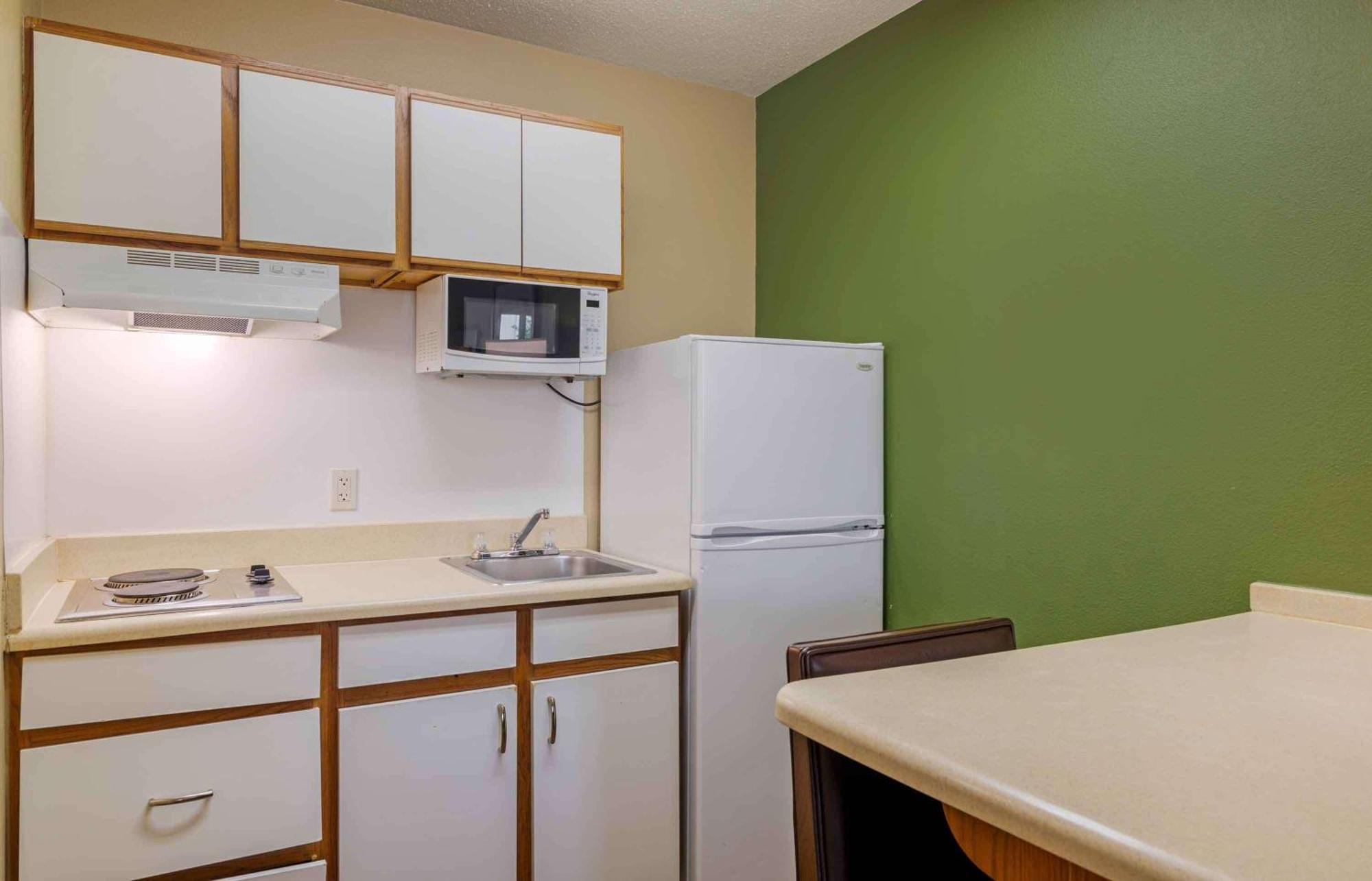 Extended Stay America Select Suites - Atlanta - Cumberland Mall Smyrna Exterior foto