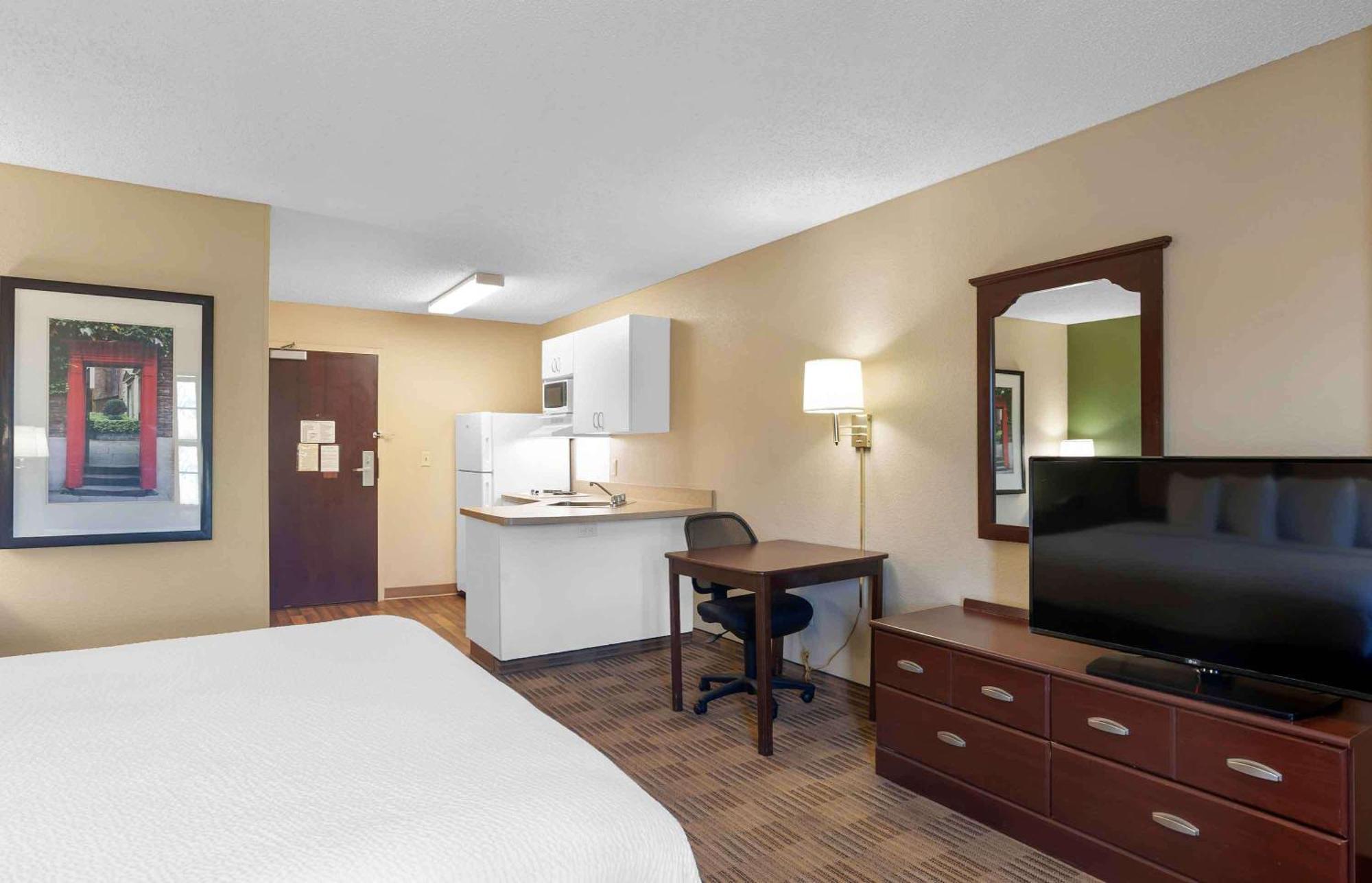 Extended Stay America Select Suites - Atlanta - Cumberland Mall Smyrna Exterior foto
